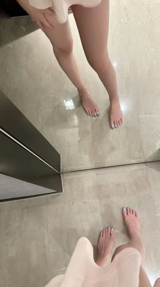 kingofthefeet98's tweet photo. https://t.co/FF2G6Bgjjz