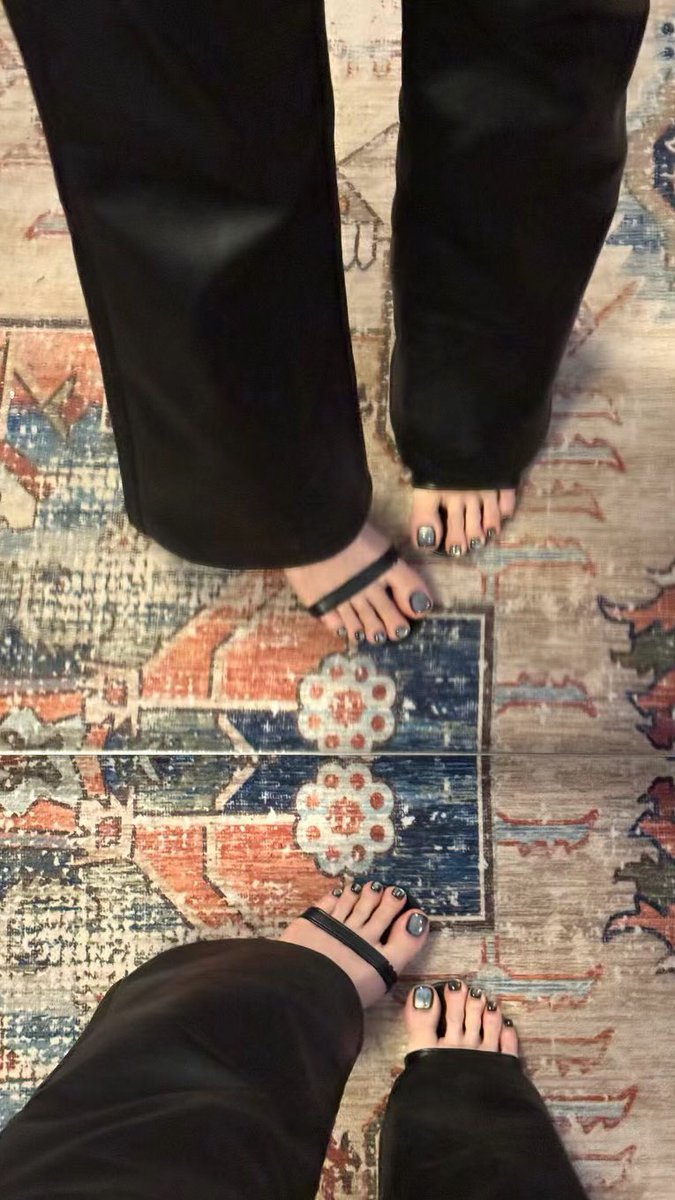 kingofthefeet98's tweet photo. https://t.co/FF2G6Bgjjz
