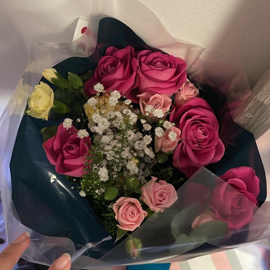 itzamaritzaa's tweet photo. a boyfriend who gets you flowers even 5,000 miles away >>>  
i 🫶 u @No3_BRANDZ https://t.co/0cMlNuYkAj