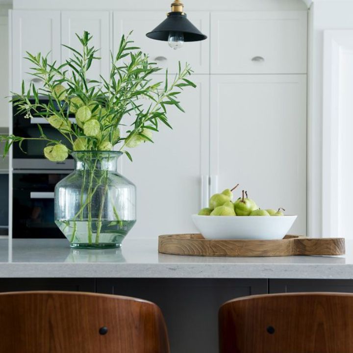 caesarstonemx's tweet photo. Todos los productos de cuarzo de Caesarstone están certificados como superficies de baja emisión por la Certificación GREENGUARD, minimizar el impacto en el ambiente es nuestra máxima prioridad. 💚

Modelo 6131 Bianco Drift #decoracion #diseñointerior #design #construccion https://t.co/yCI9y0nXvD