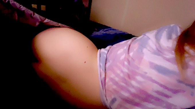 😘😘 https://t.co/jQytlRhW64<a href="/tag/earlybird"class="tags"><span>#earlybird</span></a><a href="/tag/bbc"class="tags"><span>#bbc</span></a><a href="/tag/morningroutine"class="tags"><span>#morningroutine</span></a><a href="/tag/%D8%B1%D9%8A%D9%8A%D8%B3_%D8%A7%D9%84%D8%AC%D9%85%D9%87%D9%88%D8%B1"class="tags"><span>#رييس_الجمهور</span></a>