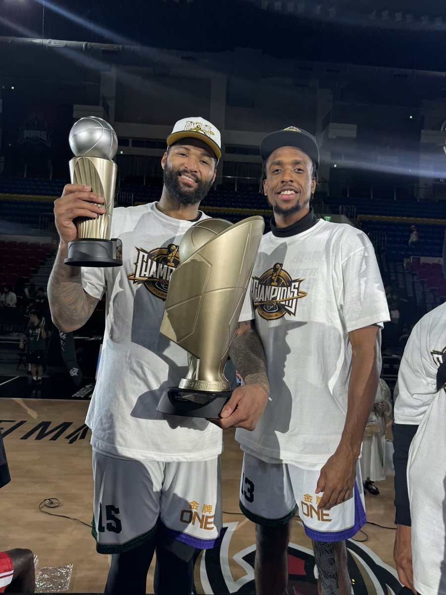 Doc Holliday (@the_docholliday) on Twitter photo Salute and clap clap to my guy <a href="/MbkDmann/">deandre williams</a>! Over in Taiwan winning titles!!! Sure would look good in that <a href="/memgrizz/">Memphis Grizzlies</a> Blue and Yellow!!!! Salute and clap clap to my guy <a href="/MbkDmann/">deandre williams</a>! Over in Taiwan winning titles!!! Sure would look good in that <a href="/memgrizz/">Memphis Grizzlies</a> Blue and Yellow!!!!