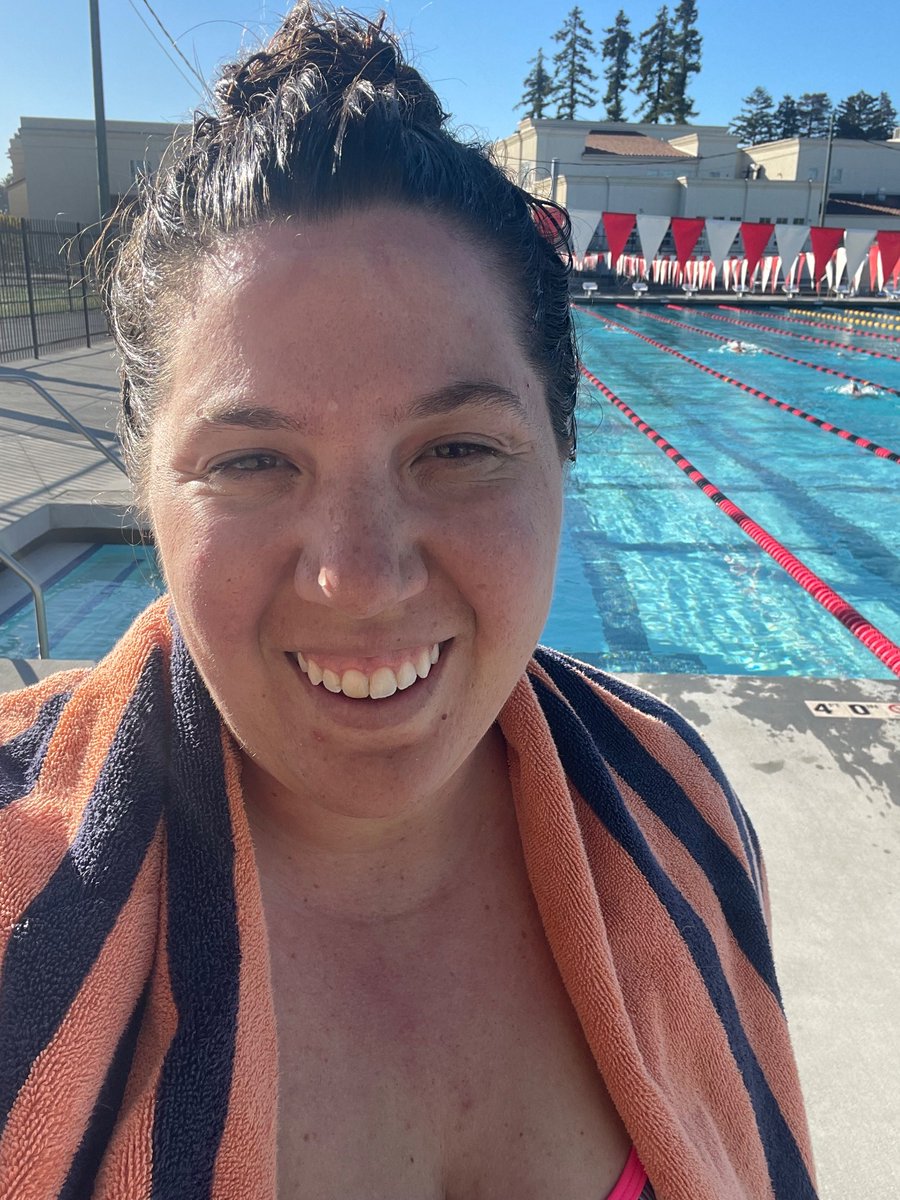 A little morning birthday swim for 31! 

30 was filled some of the toughest tests personal and professional. But it was also filled with some of the most magical and joy filled moments. Here’s to continuing to try to grow in discomfort ❤️ and feeling all the joy I possibly can!