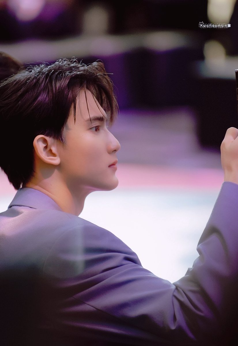 kwonaomsin's tweet photo. 📸📸
#FirstChalongratxTiktok 
#TikTokShopRunway
#First_Chalongrat #รักแรกของเฟริสท์ https://t.co/4yBGP2bW6C