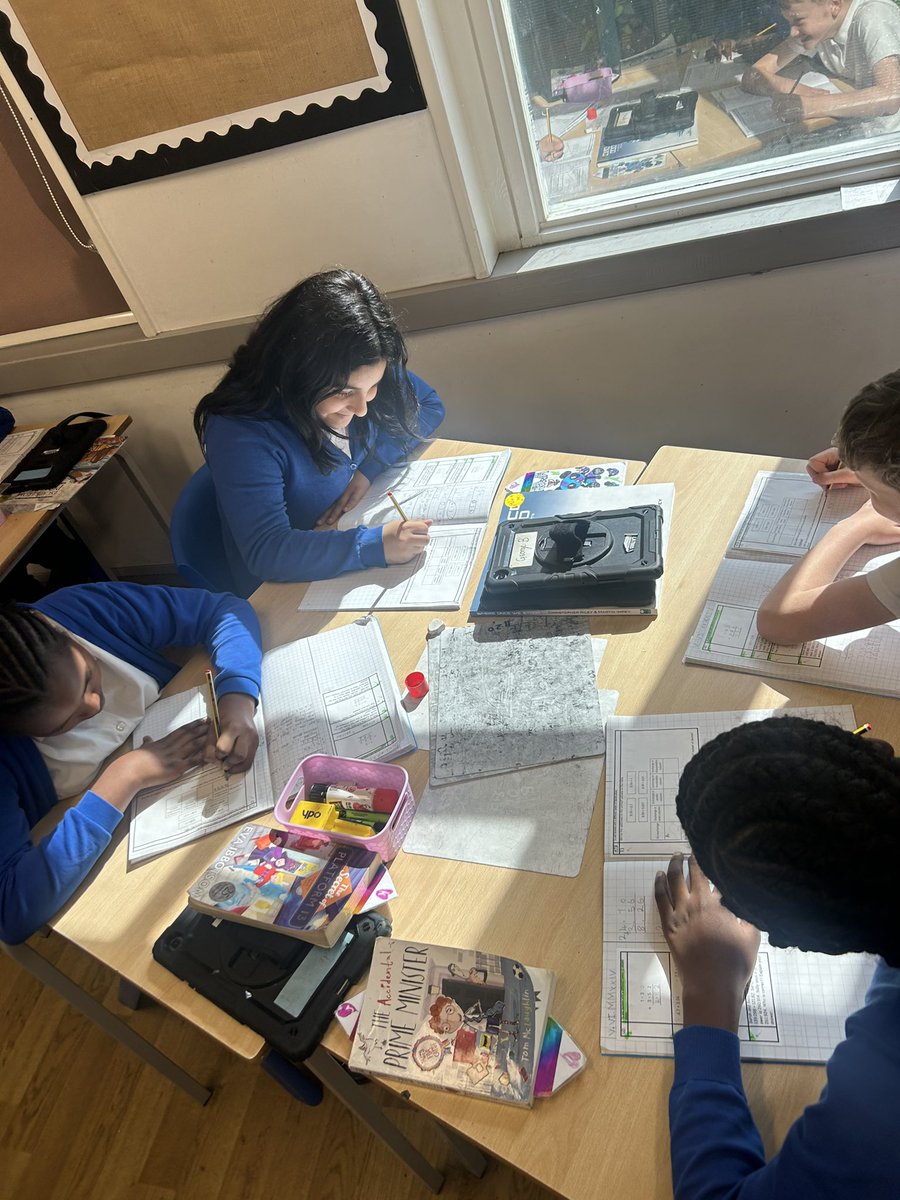 DeltaMerseyY6's tweet photo. Adding decimals with a different number of decimal places in maths today #MPAmaths @DeltaMersey https://t.co/symeVv5iMy
