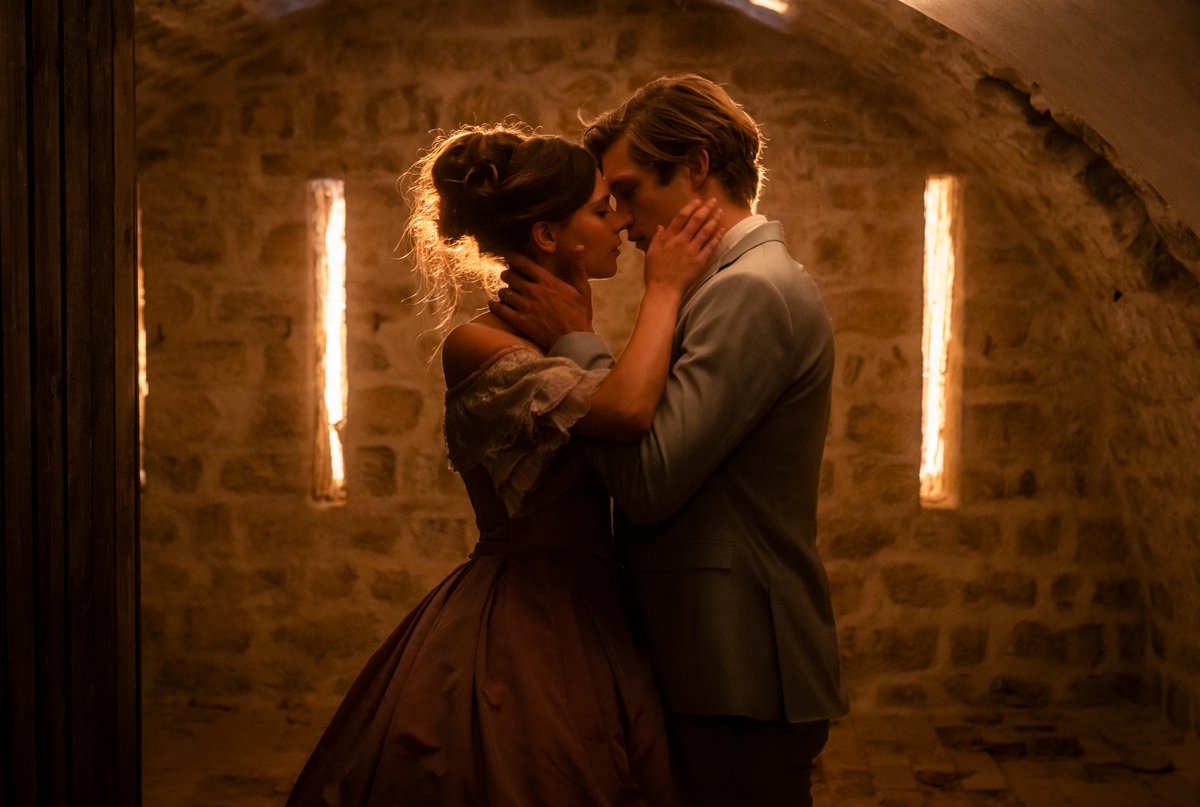 AmazonMGMStudio's tweet photo. Surprise! For a limited time you can watch the first episode of #MaxtonHall on YouTube and relive James and Ruby's story. 

https://t.co/9VSflChoUN https://t.co/CrdQdHMH2B