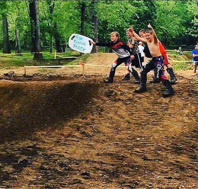 marioncofarmer's tweet photo. I think the whole un edited Pic is even better. Things what I love about amature motocross.
The kids all cheer for each other until the gate drops. It's been a fun experience for us that's for sure.
@racerxonline #motocrosskids #theyallwannabejett
#braaap #letyourballsdrop #tc85 https://t.co/ZP6X3BniPy