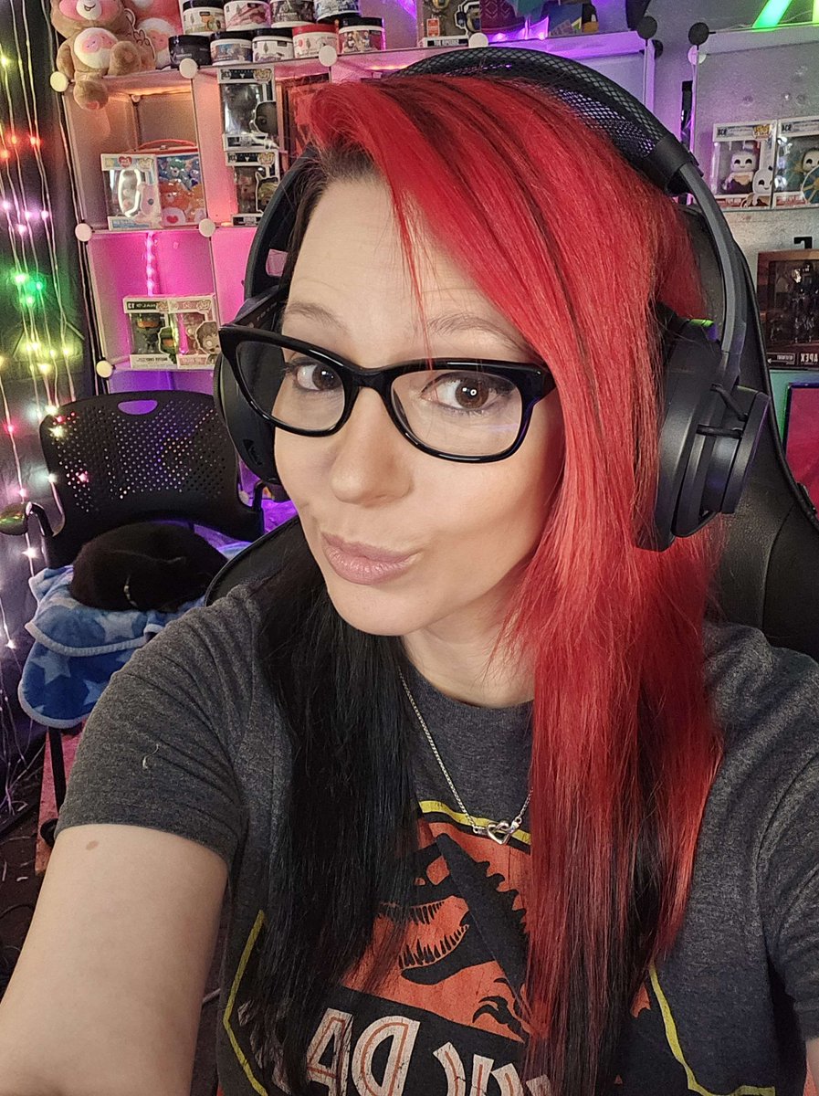 karebearxp's tweet image. 🎉Grinding to Platinum rank in Apex Legends with the new Lifeline skin! ✨

Can we reach Platinum? Join the journey and watch the epic gameplay! 🔥

 twitch.tv/karebearxp 

#ApexLegends #RankedGameplay #Lifeline #PlatinumRank #ApexSeason