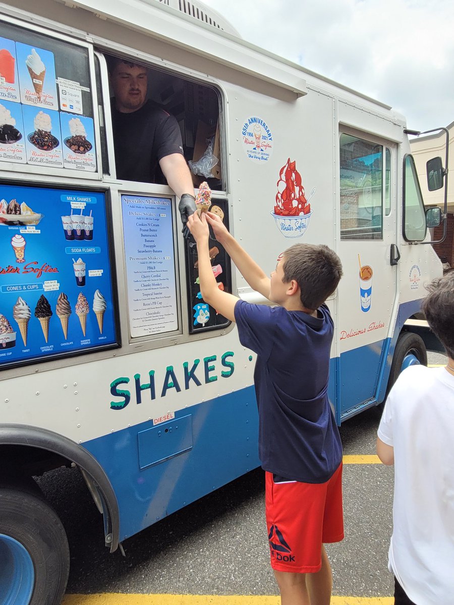 peters_ted's tweet photo. Students who achieved their RAM Ready target for Goal Period 2 were rewarded today with a Mister Softee treat. #reutterrocks https://t.co/vMWA8y27Ta