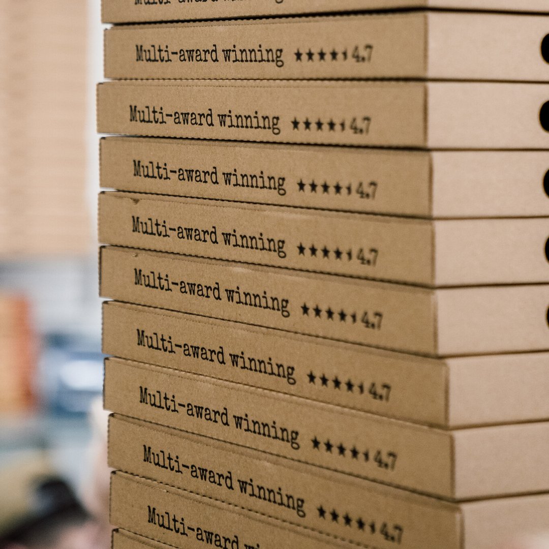 Hosting a party or event? Let The Pizza Room handle the food with our unbeatable catering deal! Check all detailed information via our website and make your gatherings stress-free and delicious! 🍕🎉🚚

#ThePizzaRoom #ItalianPizza #HomemadePizza #PizzaLondon