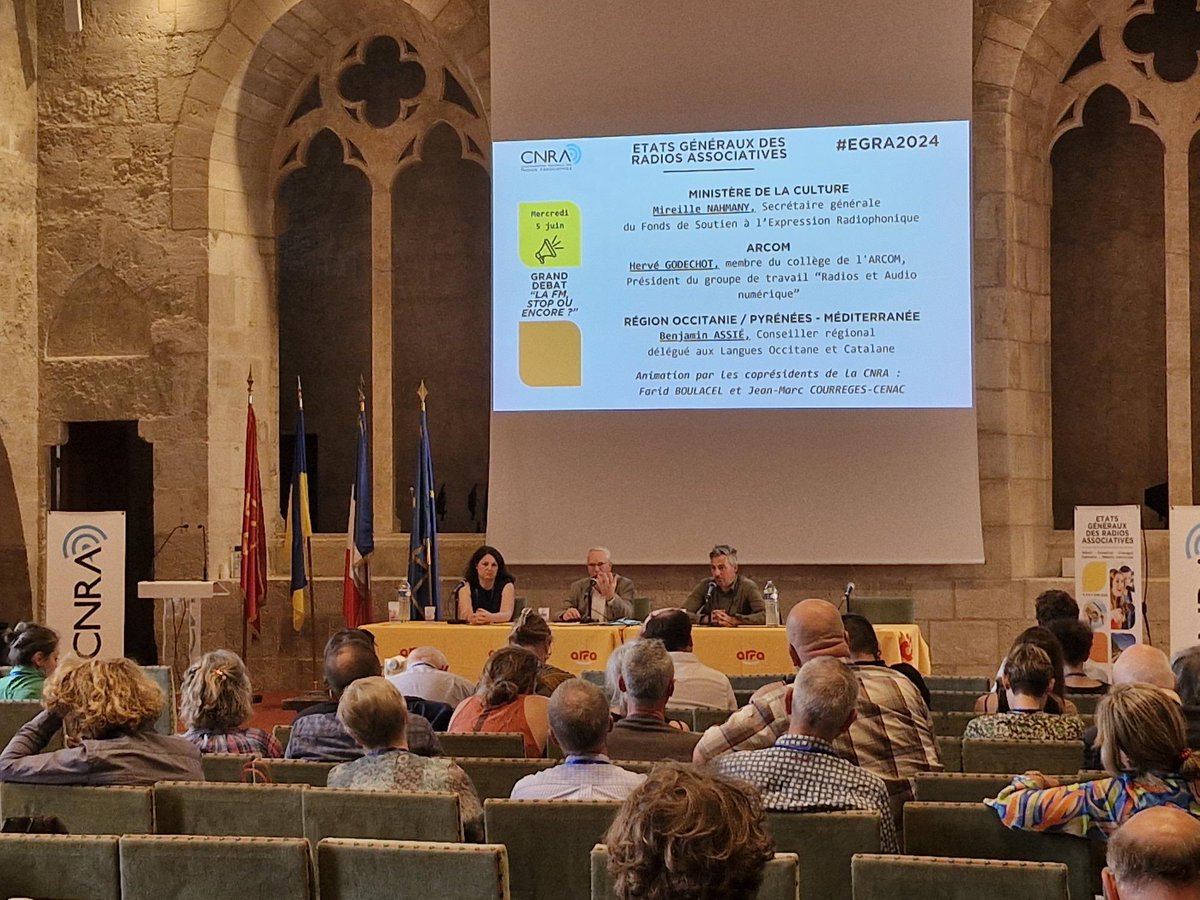 godechot's tweet photo. « FM stop ou encore », thème du débat de 2h avec les #radio s associatives pour les EG de la @cnraradios à #Narbonne avec @BenjAssie et @MinistereCC Bravo pour les interventions. Proposer aux acteurs de tracer avec eux une voie de succès pour le #DABPlus @Arcom_fr @Arcom_Toulouse https://t.co/rGFnXyJ4dd