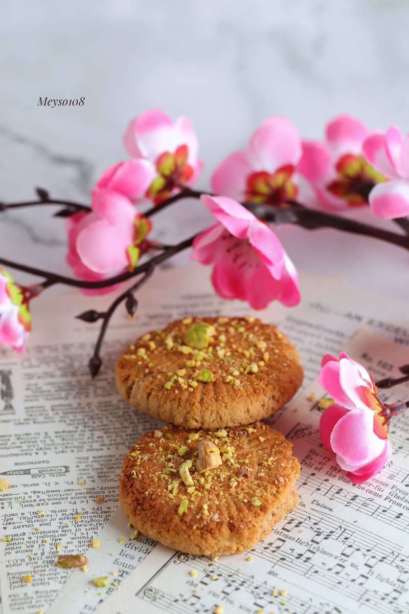 _ ميساء * tweet media