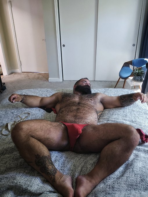 Watch lostinbears's leaked NSFW photo on TwXstars