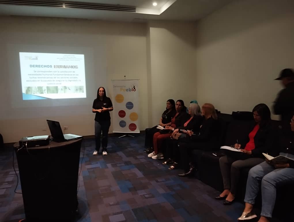 <a href="/Defensoria_Vzla/">Defensor del Pueblo</a> con el apoyo de UNICEF promueve el fortalecimiento a  la protección integral de los NNA a través de la formación sobre la doctrina de protección integral de niños, niñas y adolescentes (NNA), dirigido a los órganos del sistema de protección.