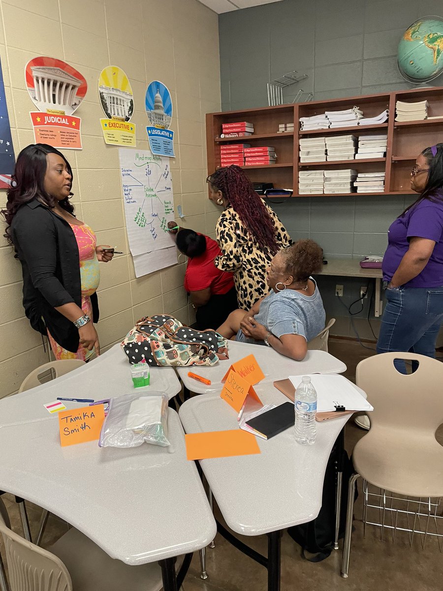 trodsmathtalk's tweet image. @BhamCitySchools K-5 educators are focusing on the ALCOS on this professional learning day!
#ProfessionalGrowth #ALCOS #amsti4all