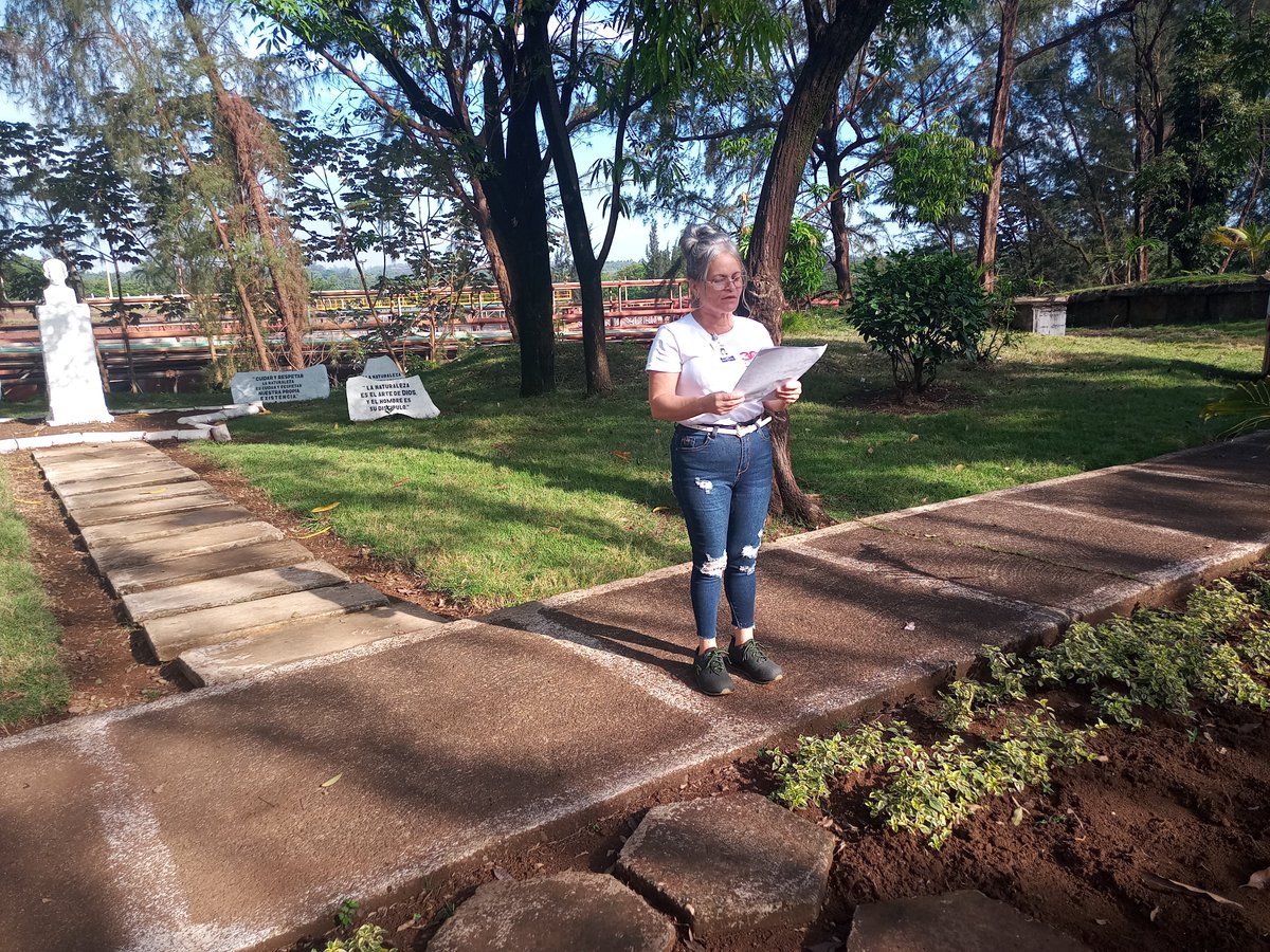 esuni_empresa's tweet photo. Emotivo matutino desarrollado por los trabajadores de la Dirección Técnica de la Empresa de Servicios Comandante Camilo Cienfuegos Gorriarán (ESUNI-Moa),en saludo al día Mundial del Medio Ambiente. https://t.co/XZ85lm2gJU