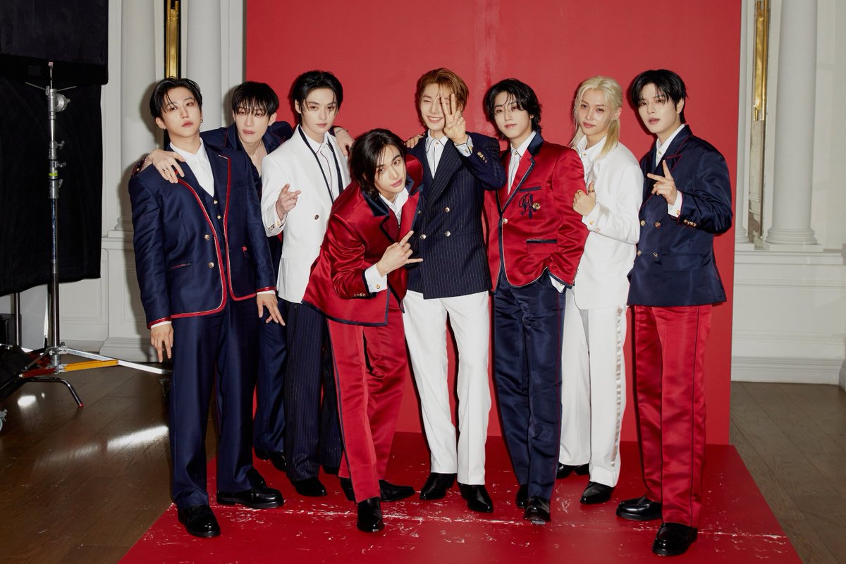 billboardskz's tweet photo. Most-streamed Korean/K-Pop Groups on Spotify in 2024 so far

1. BTS – 2.0 BILLION+
2. #StrayKids – 1.1 BILLION+ 👑🔥
3. BLACKPINK – 960M+
4. NewJeans – 940M+
5. LE SSERAFIM – 900M+
6. TWICE – 850M+
7. SEVENTEEN – 790M+
8. ENHYPEN – 670M+
9. TXT – 650M+
10. (G)I-DLE – 530M+

@Stray_Kids #스트레이키즈