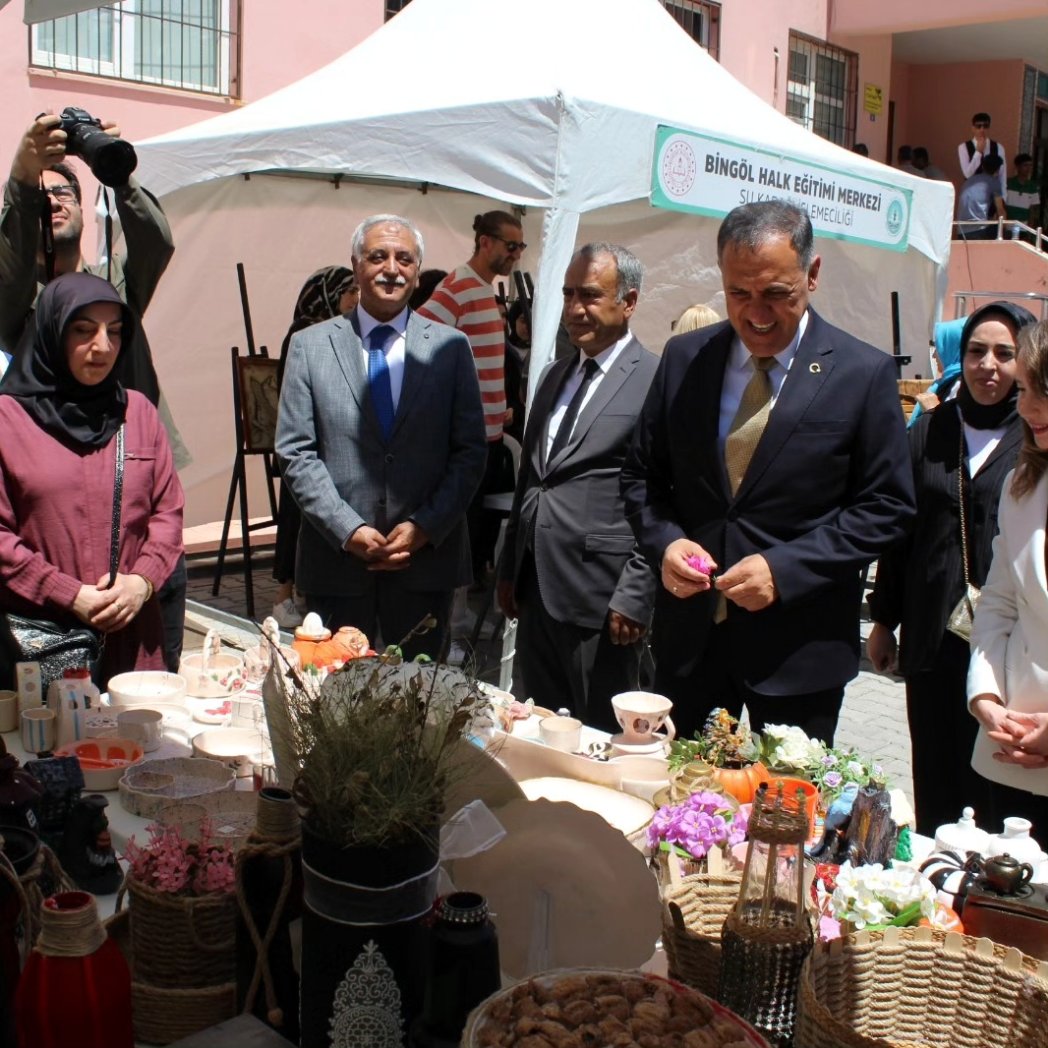 Hayat Boyu Öğrenme haftası ve yıl sonu sergimizden..