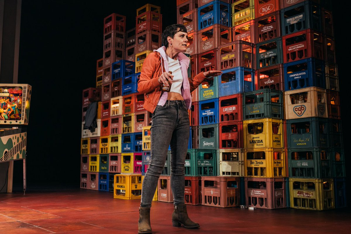 centrodramatico's tweet photo. ¡Últimos días de #LosGuapos en el #Dramático! 🎭
La obra, escrita y dirigida por #DavidTrueba, es la historia del reencuentro de Nuria y Pablo, que vuelven a verse después de unos años. ¿Te lo vas a perder?
🗓️ Hasta 9 JUN
👉 Más información y entradas: https://t.co/i2OeO1mw8p https://t.co/RYFNP3vw5j