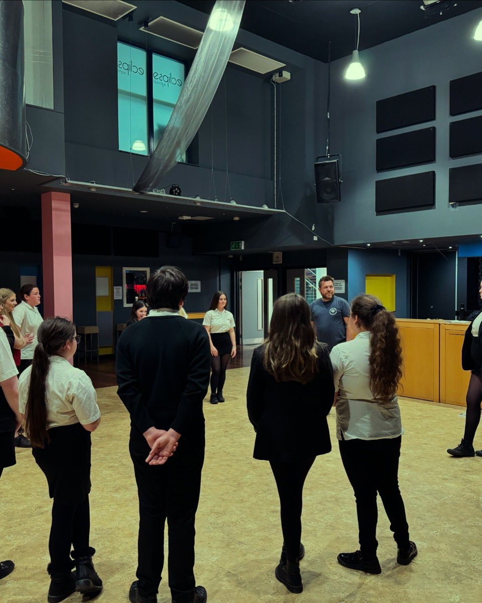 SCA_EA's tweet photo. Yesterday, our Y8 &amp; 9 pupils had an unforgettable day @UniSouthWales with @RWCMD! 

They participated in Production Art, Music &amp; Drama workshops, they had an amazing time and are more excited than ever to pursue their creative passions!

 @ReachingWiderSE @BishopHedleyRC https://t.co/EvoffEIFN8