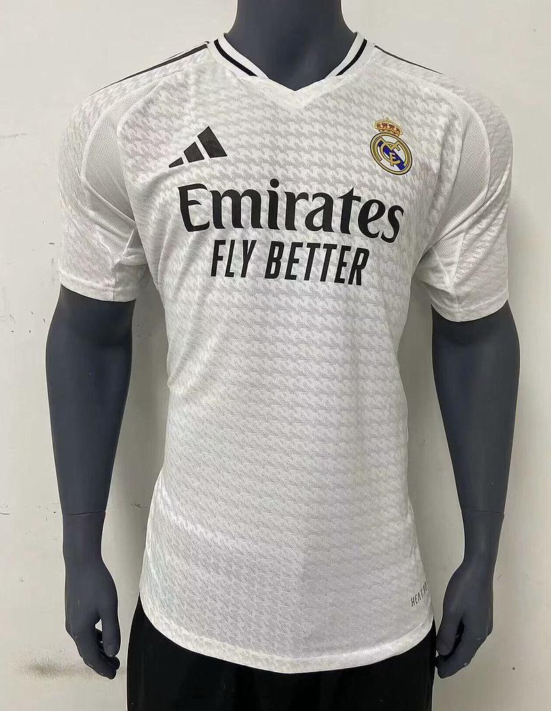 madridisme's tweet photo. SORTEO 🐢

Para celebrar el fichaje del año vamos a hacer un sorteo con los amigos de @Ctinfo_17.

🐢 Sígueme
🐢 Sigue a @Ctinfo_17
🐢 RT

Y gana cualquier camiseta de su catalogo.
Sorteo el Domingo 9. https://t.co/i2DuQ5MMky