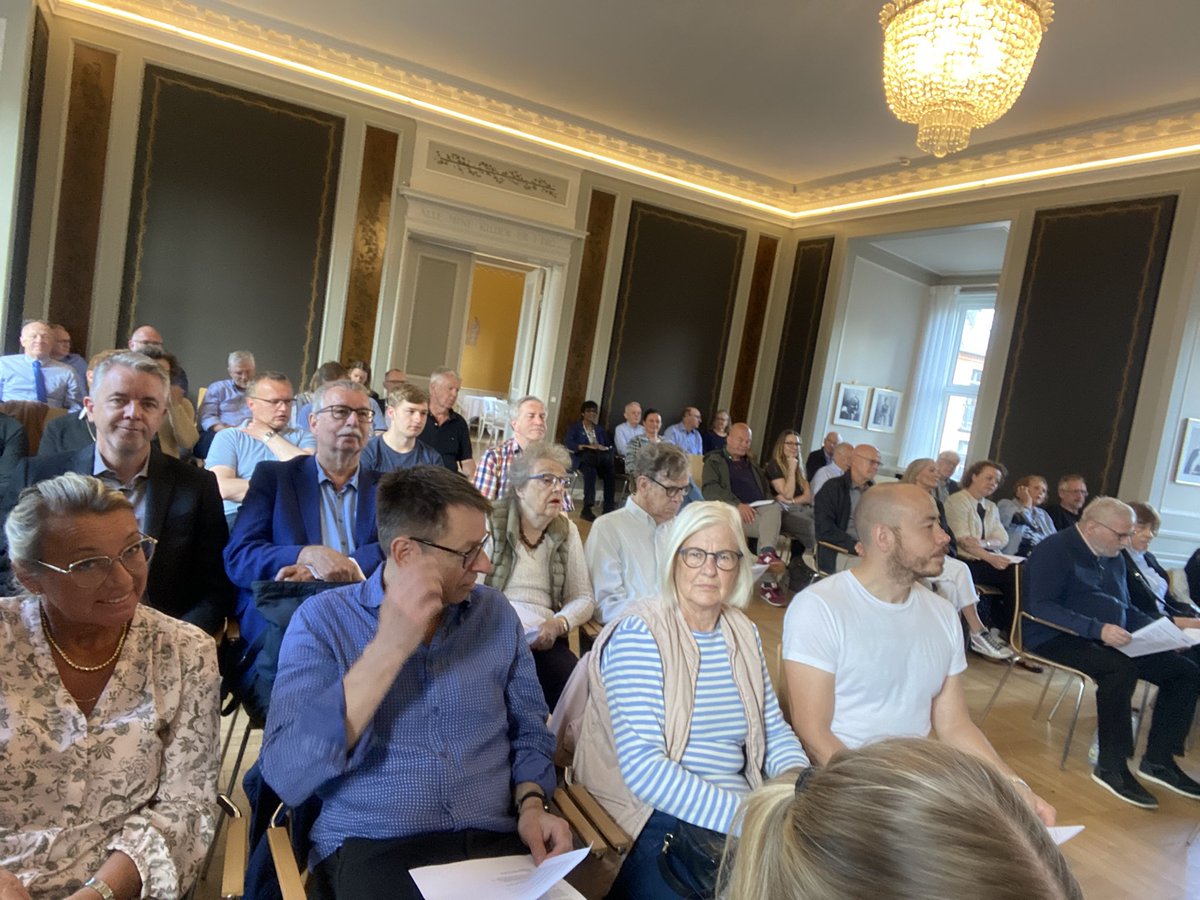 Torsten Laksafoss Holbek tweet media