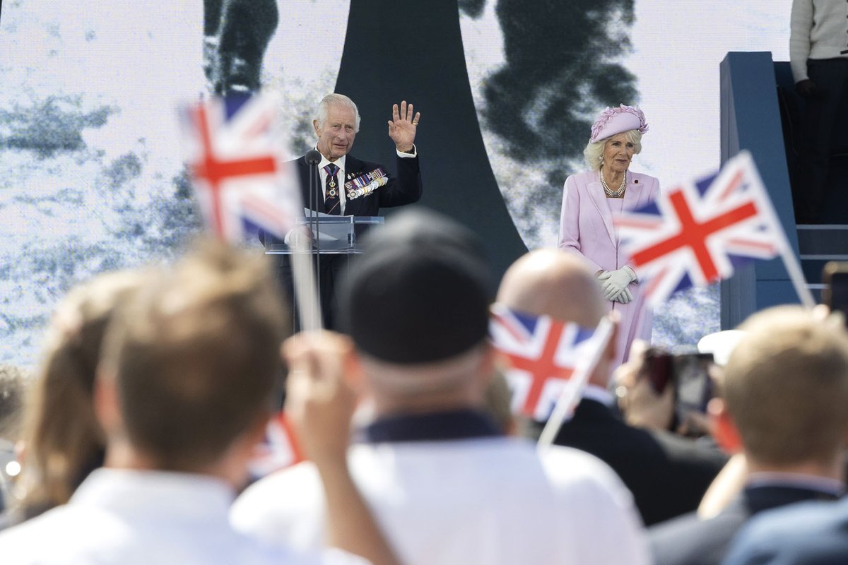 RoyalNavy's tweet photo. 'We are eternally in your debt...'

The words of His Majesty The King to D-Day veterans at a moving 80th anniversary event in Portsmouth.

Few in number, but mighty in stature, the veterans received a standing ovation from all 8,000 souls present.

🔗 https://t.co/uq5yc9yQRD https://t.co/UGo4hUGtOX