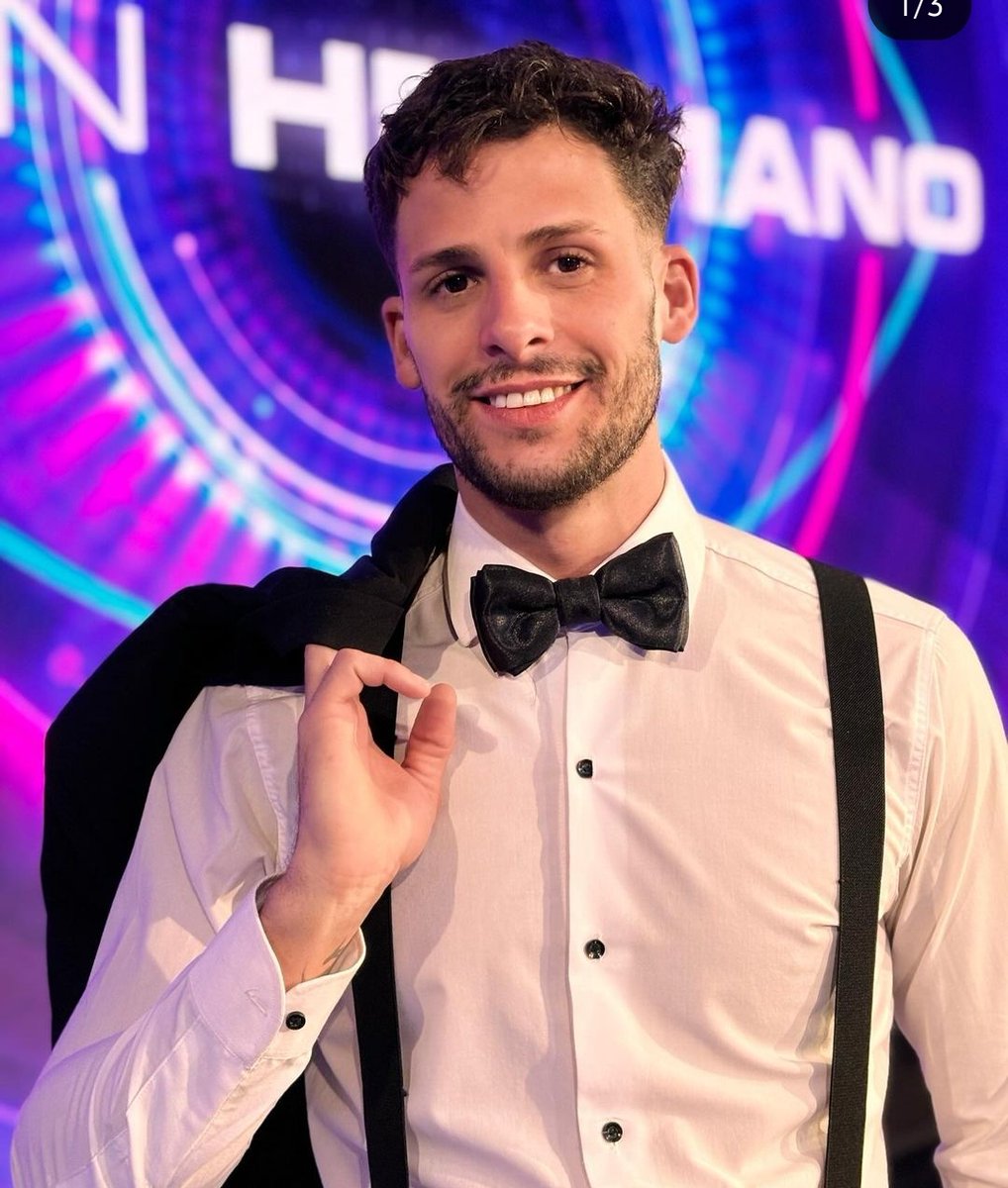 trueshowman's tweet photo. PODRAN? PUES NO, NO PASARAN. 🤤😍
#granhermano #joel #gh202 https://t.co/mzHUzgSzOn
