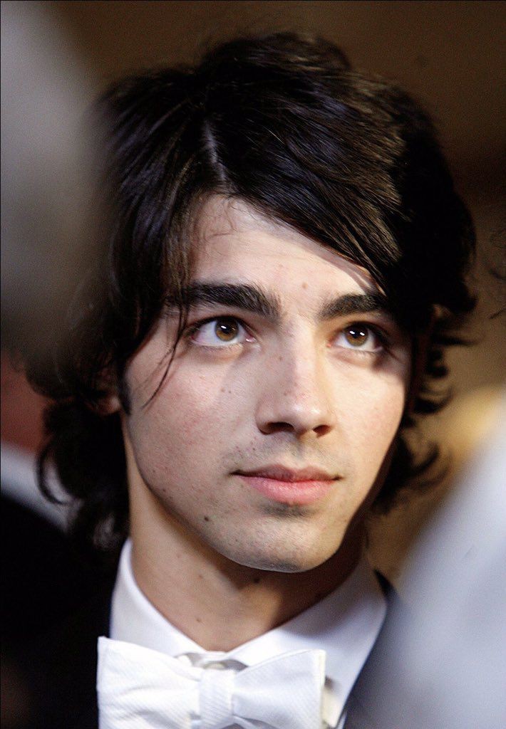 Lonelywarrior3's tweet photo. La decisión de mi yo de 11 años al elegir a Joe Jonas como crush trascendió 15 años después. https://t.co/6UiJ4mas2s