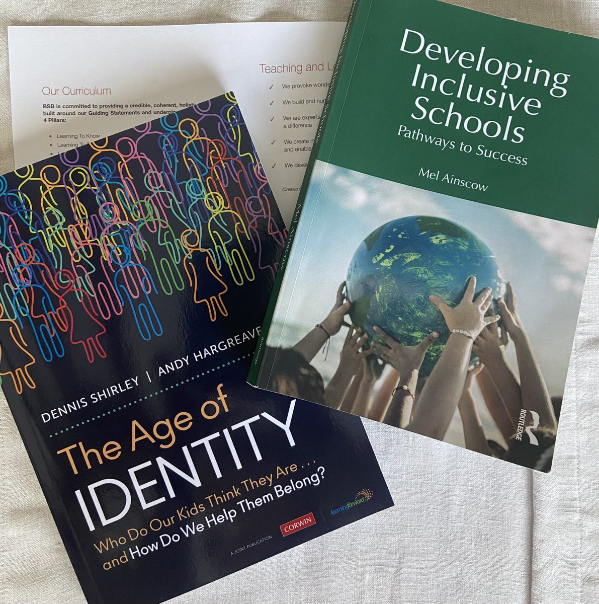 Melanie Chambers tweet media