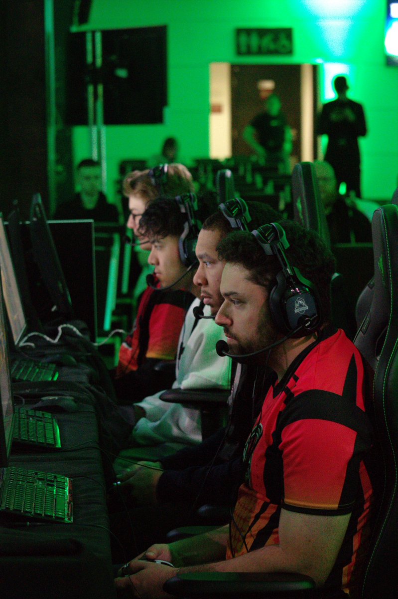 SuperMoose78's tweet photo. @HCS Boys of @BitterSweetGG #hcslondon #halospotlight https://t.co/FZAlSEEzeM