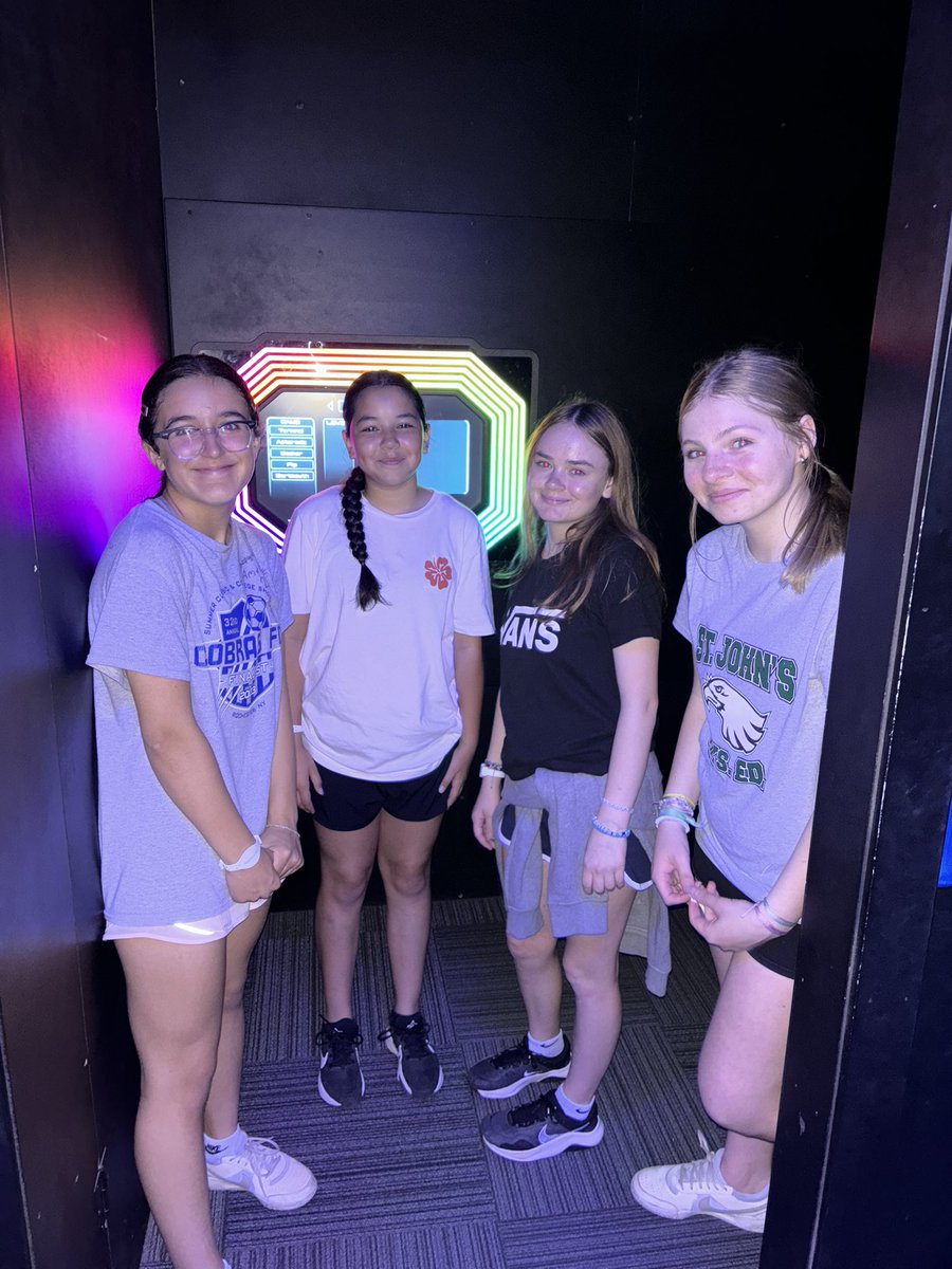 _ascarcelli's tweet photo. Grade 7s having fun this morning at activate!! https://t.co/qibJx6JGJP