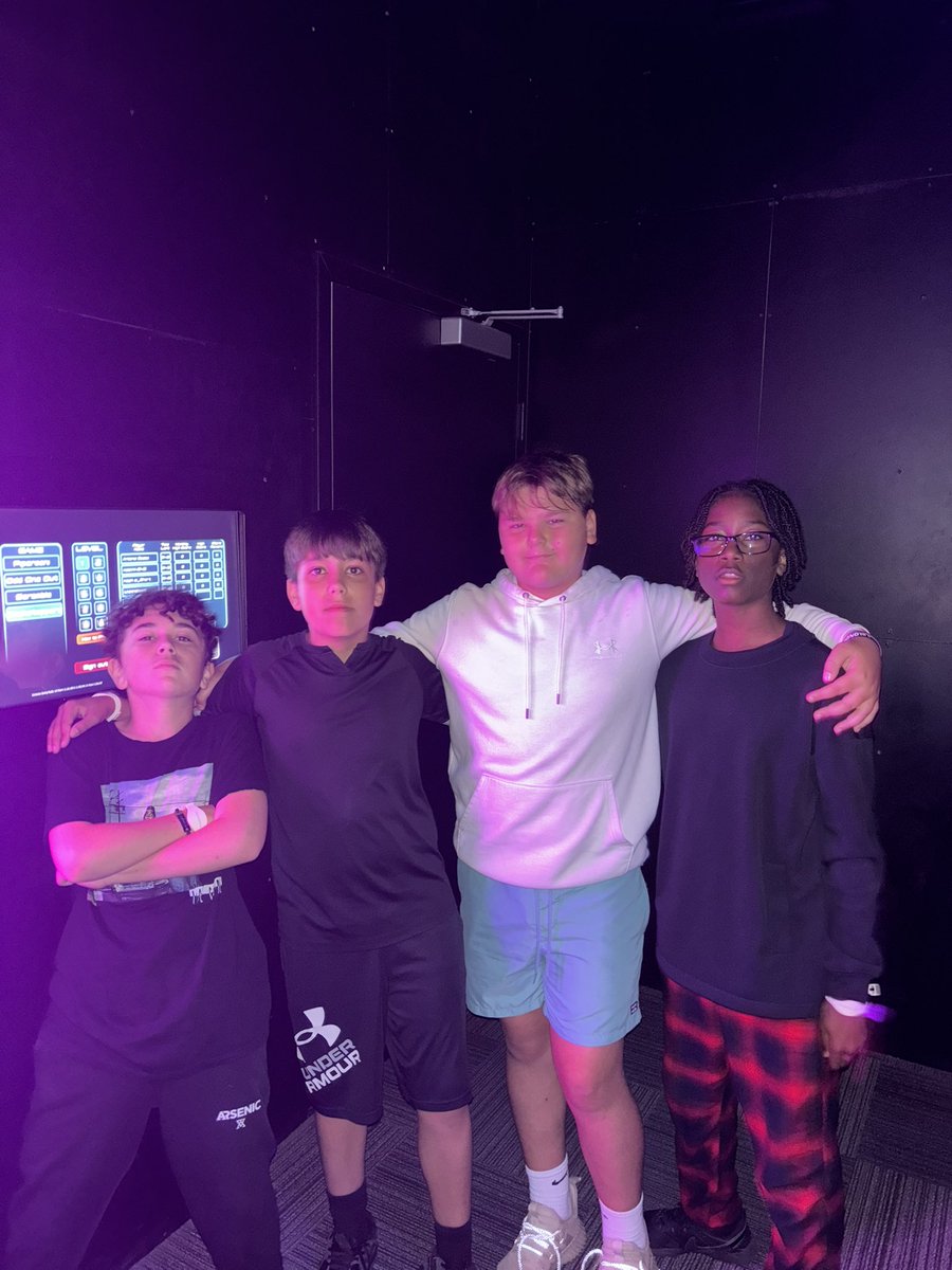 _ascarcelli's tweet photo. Grade 7s having fun this morning at activate!! https://t.co/qibJx6JGJP