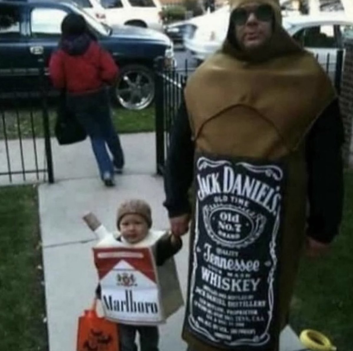 insane poses (@insaneposes) on Twitter photo 