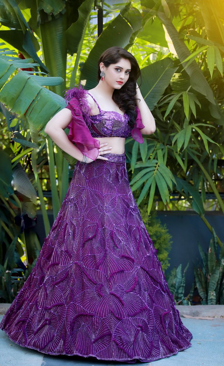 kalakkalcinema's tweet image. Actress #Surabhi✨ Latest Stills

@Surbhiactress @SathishwaranPRO