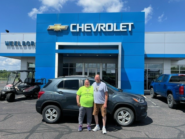 WeelborgChevy's tweet photo. Congratulations David and Melissa Brueske on their 2021 Chevrolet Trax!🥳
Thier salesman is Kyle. Thank you again for your business!
Looking for you next vehicle? Search our inventory: https://t.co/PUrLIv3uEH
#WeelborgChevroletofNewUlm #SweetWheelsGreatDeals #Chevrolet #ThankYou https://t.co/xqITBPNohh