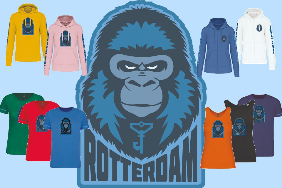 AnomalyRdam24's tweet photo. 👕It's time to buy, agent.

Well, we don't need to explain this one, as the swag speaks for itself! 
Empty your closets, because you need the space for this one 😎

Go and check the https://t.co/ePQIa6aWuZ 
🤍 https://t.co/RR7ZumDkmr
🪩 https://t.co/ktVXuIuYVc https://t.co/7uBLkjmlfU