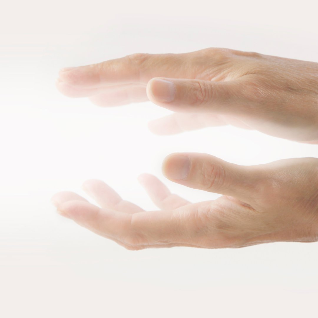 ReikifyApp's tweet photo. Reiki can help you become more actively involved in your own health and make important treatment decisions. 💪💫 Start your Reiki journey with Reikify. #SelfEmpowerment #ReikiBenefits #Mindfulness https://t.co/085iiUwntY
