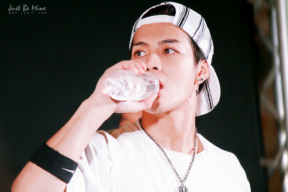JacksonWThreads's tweet photo. "140824 GOT7 Press Conference &amp; Fanmeeting in Thailand" https://t.co/c1ahq4KZWZ