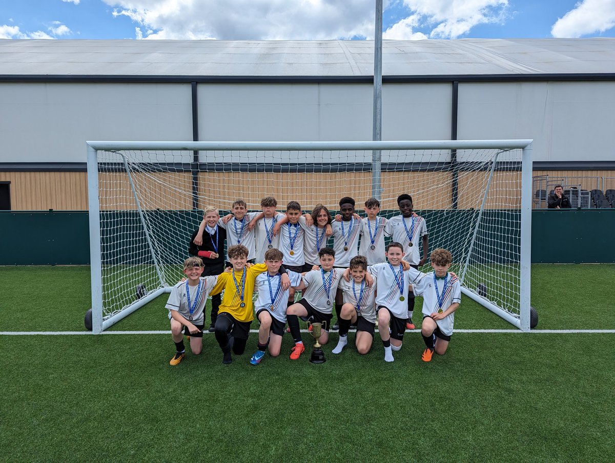 RiddlesdownPE's tweet photo. The U12 boys showed great resilience today to turn around a 0-1 deficit in the final 10 minutes to win the Croydon Cup 3-1! The boys have shown great development as a team over the season and have finished their first season at Riddlesdown with silverware 🏆 https://t.co/mDqCXB74d8