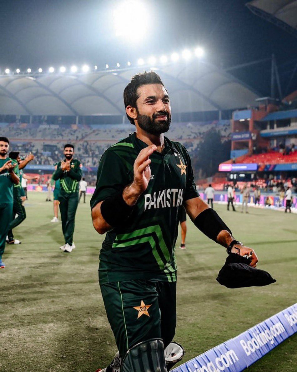 CricCommentates's tweet photo. https://t.co/r1S9y3YROH