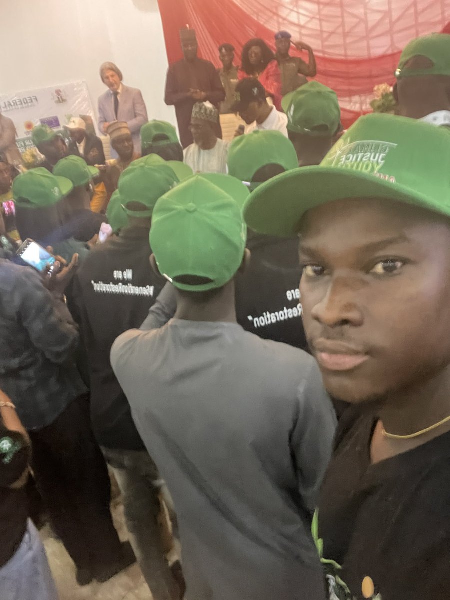 Michael_BE_'s tweet photo. Different day, different event, one voice, one message!! Stop Polluting the Environment. Climate Justice Youth Ambassadors (CJYA) Inauguration #WorldEnvironmentDay‌2024 #ClimateActionNow https://t.co/F6bUa8zEPT