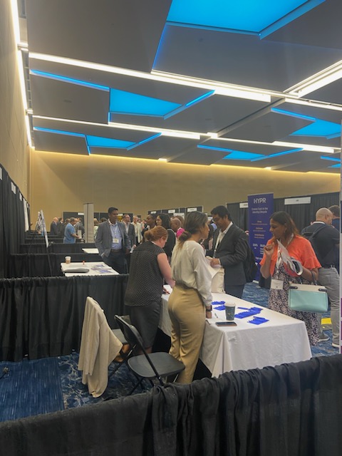 Elevate_IT's tweet photo. The ElevateIT: Dallas exhibitor floor is buzzing today with representatives from area organizations and industry suppliers.
A huge thank you to our Platinum Sponsor @USClaro and breakfast sponsors, @AlchemyTechGrp and @nutanix, who helped to get the day started.
#ElevateIT https://t.co/XnmDjeulb9