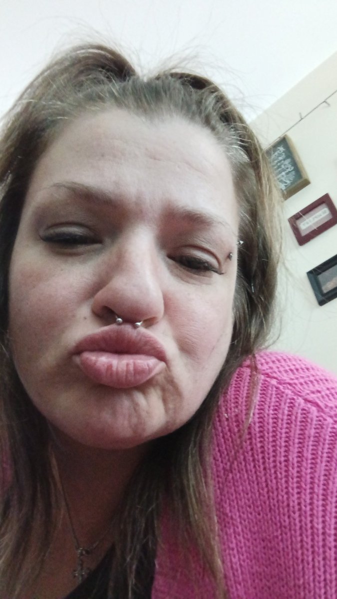 eclipze121's tweet photo. @cyberkatekey you're so beautiful https://t.co/CgMpLG5tfK