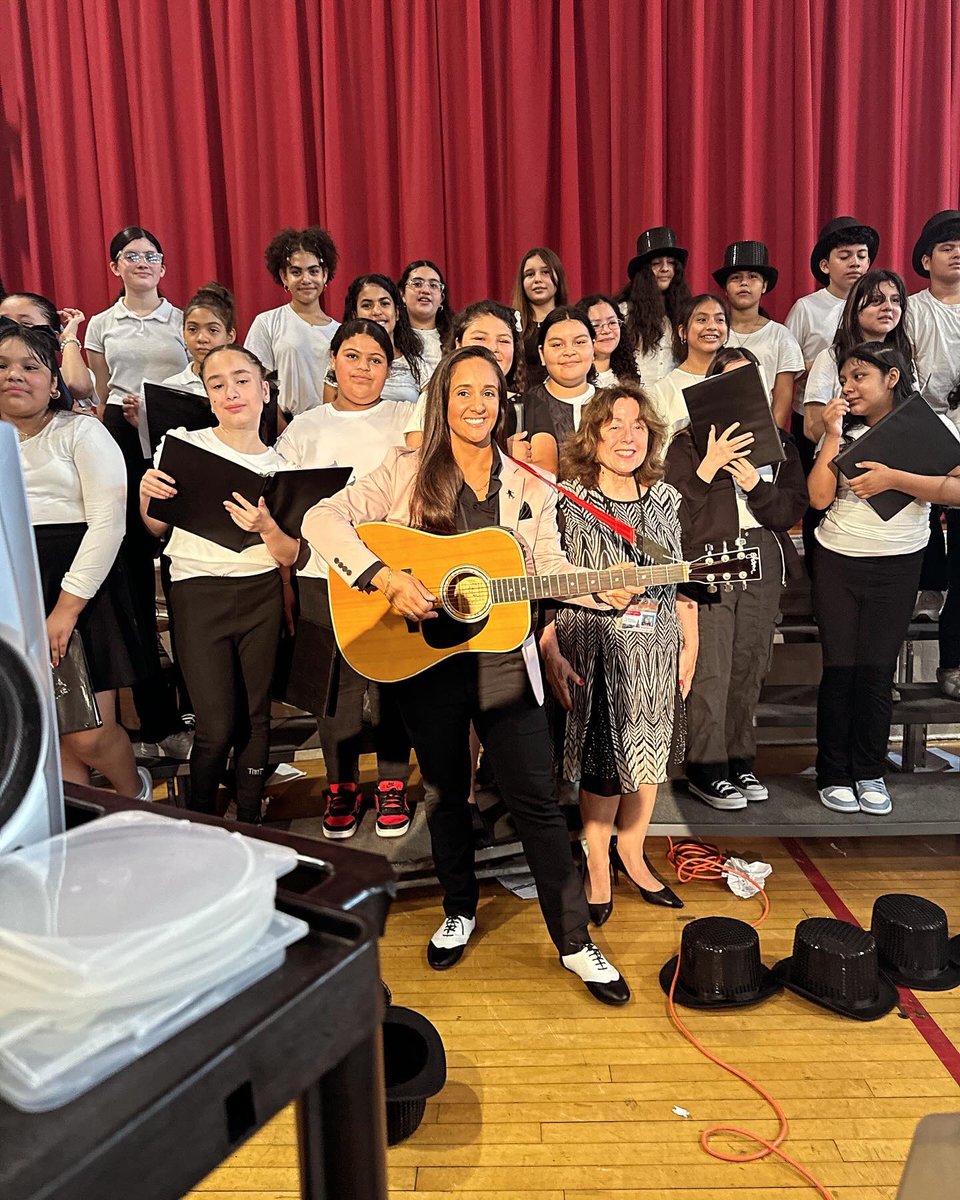 Ms. Calzaretta tweet media