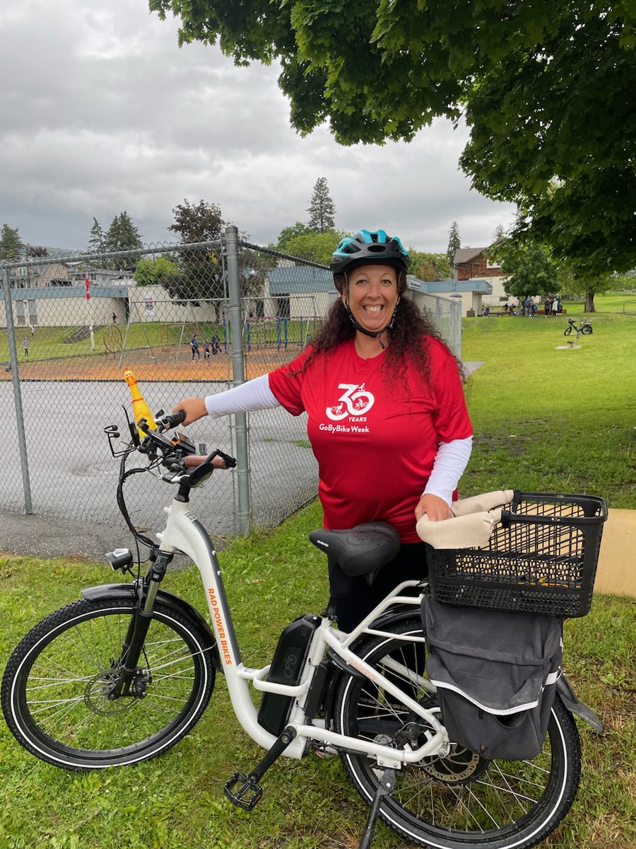 SD23News's tweet photo. Thank you for watching for young riders during #GoByBikeWeek! At Oyama Traditional, students enjoyed their annual kick off event riding along the rail trail with Mrs. Daniels and Principal Mr. Franklin. #TogetherWeInspireWonder https://t.co/CgtA3Q8CKP