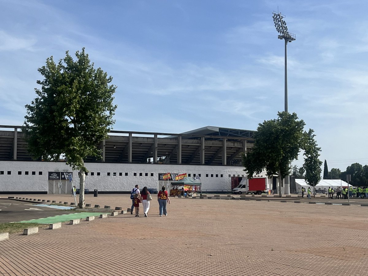 Dia del partido. / Day of the match.

#badajoz #internationalfriendly #futbol