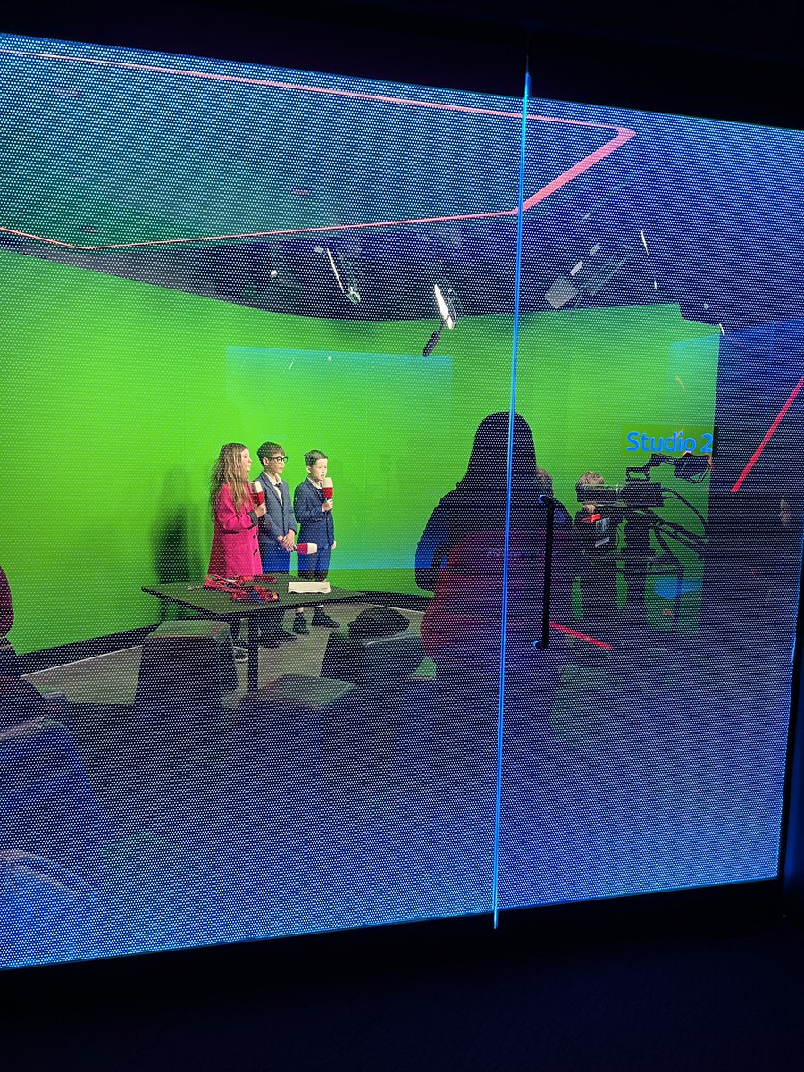 P6W and Miss Shaw tweet media