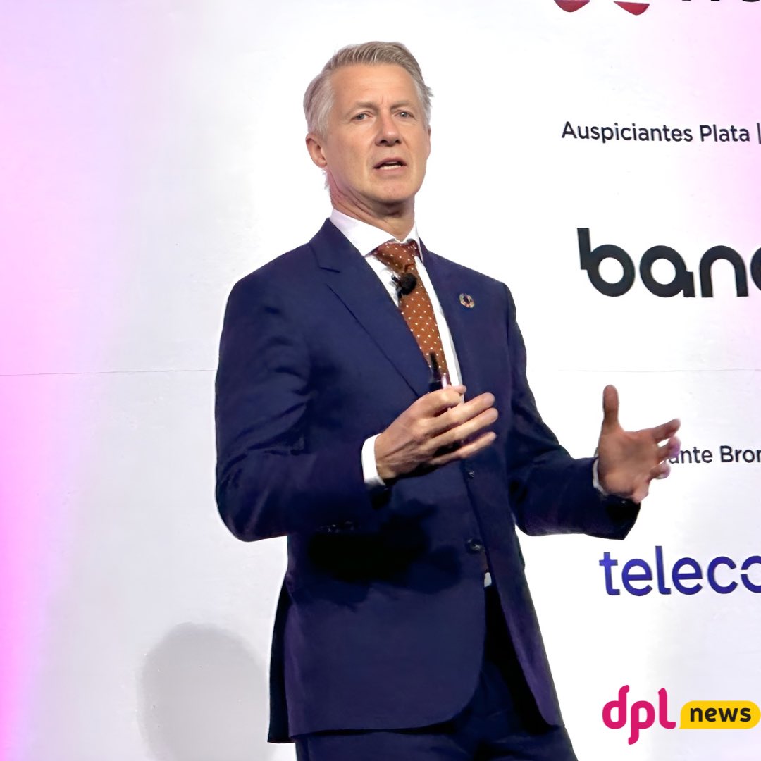 dpl_news's tweet image. #M360 | @MatsGranryd, director general de la @GSMA, inaugura el #Mobile360 en la #CDMX.🇲🇽🌐

Para no dejar a nadie atrás en el futuro digital, asegura, la industria móvil necesita cerrar la brecha de inversión para la #conectividad y la siguiente generación de #redes móviles.