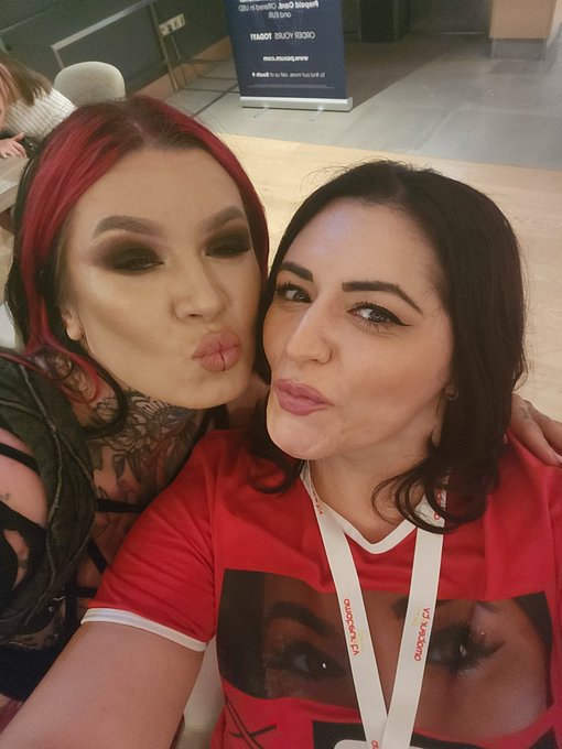 I love you @Sabien_DeMonia 💓 You are extraordinary in everything💖 #bucharestsummit2024  @BucharestSummit<a class="tags" href="/tag/sabien_demonia">@sabien_demonia</a><a href="/tag/bucharestsummit2024"class="tags"><span>#bucharestsummit2024</span></a>
